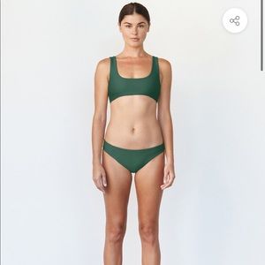 Acacia Birdie Top in Madonna